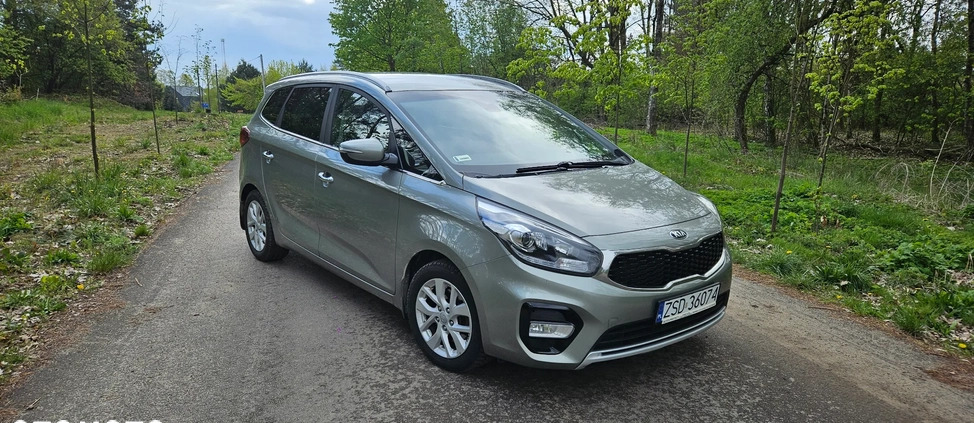 Kia Carens cena 48900 przebieg: 176200, rok produkcji 2016 z Legionowo małe 254